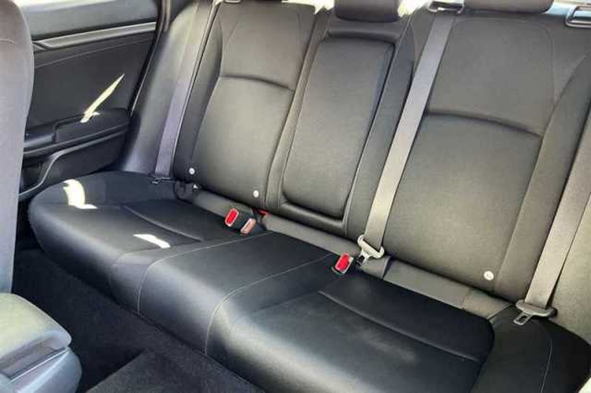 Honda Civic 1.5 VTEC Turbo Sport 5dr 
