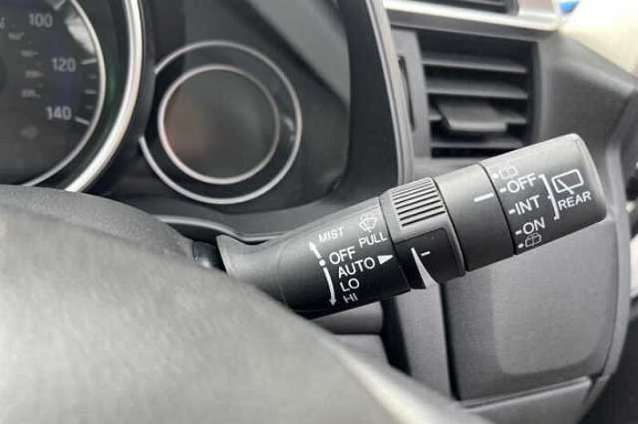 Honda Jazz 1.5 I-VTEC SPORT 5DR 