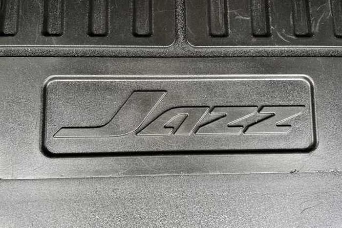 Honda Jazz 1.5 I-VTEC SPORT 5DR 