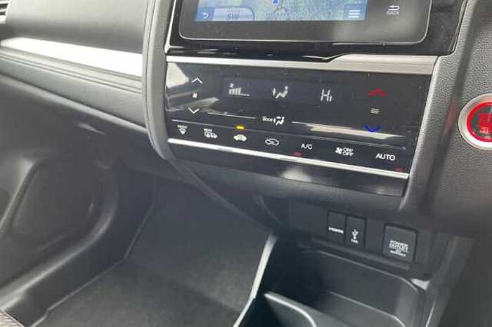 Honda Jazz 1.3 I-VTEC EX NAVI 5DR 