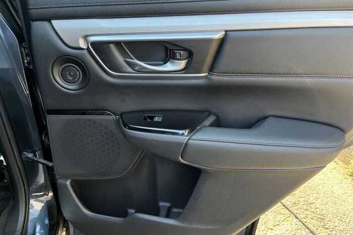 Honda CR-V 1.5 VTEC Turbo SR 5dr 