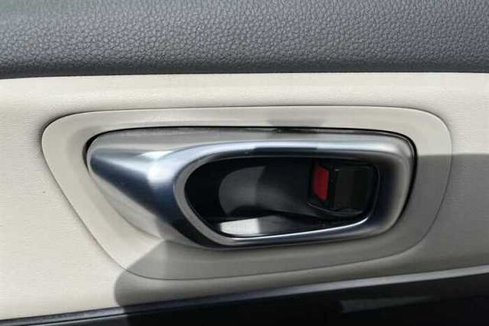 Honda HR-V Hybrid 1.5 eHEV Advance Style 5dr CVT 
