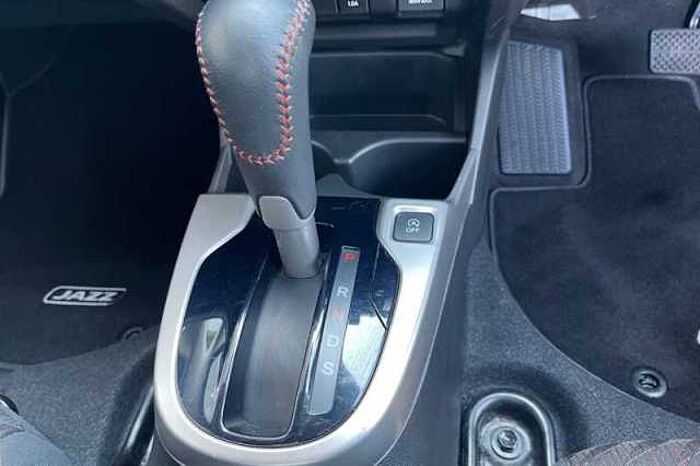 Honda Jazz 1.5 i-VTEC Sport 5dr CVT 