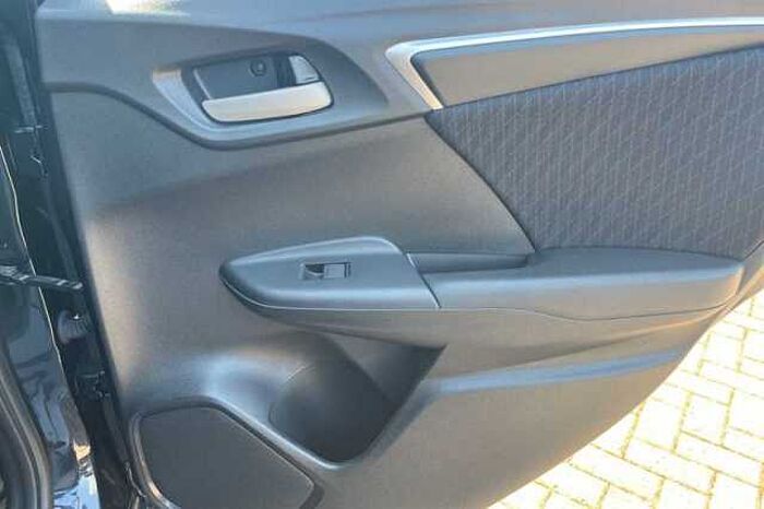 Honda Jazz 1.5 i-VTEC Sport 5dr CVT 