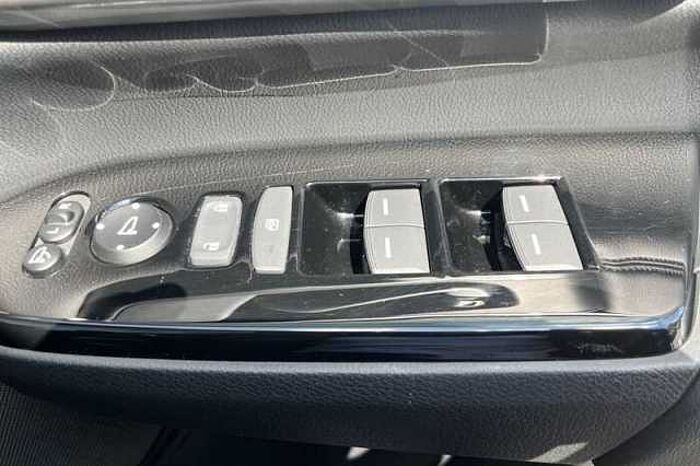 Honda CR-V Hybrid 2.0 i-MMD Hybrid SR 5dr eCVT 