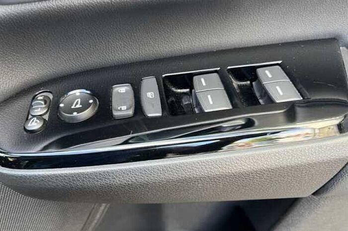 Honda CR-V Hybrid 2.0 i-MMD Hybrid SR 5dr eCVT 